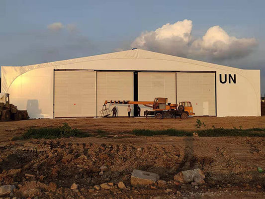 Aangepaste stalen hangar voor specifieke winddruk en sneeuwbelasting