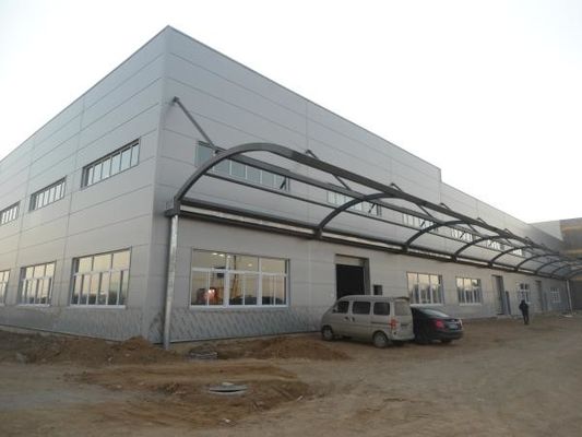 Werkplaats voor de aanpassing van staalconstructies voor industriële doeleinden